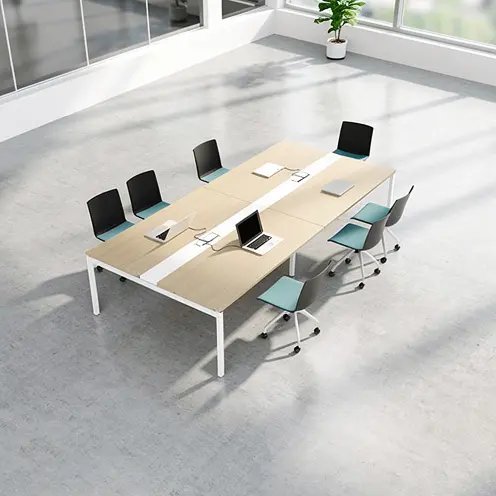 Grande table de réunion
